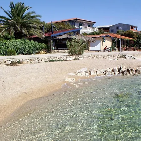 Apartment With A Parking Space Mandre, Pag - 13944