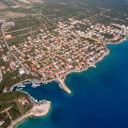 Apartment With A Parking Space Mandre, Pag - 13944